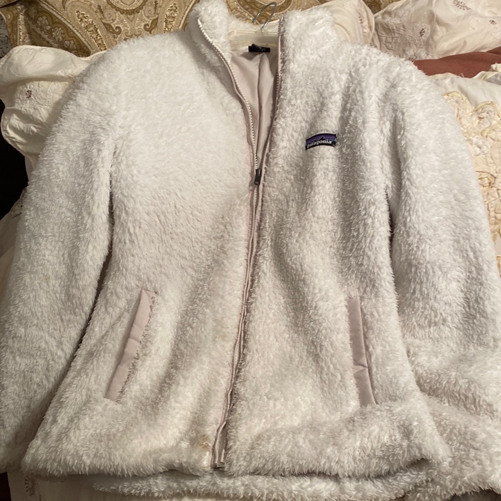 PATAGONIA lightweight jacket. Worn only a few times. Smoke free home.